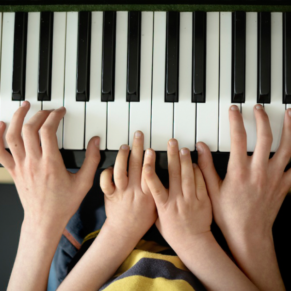 Complete keyboard training for beginners