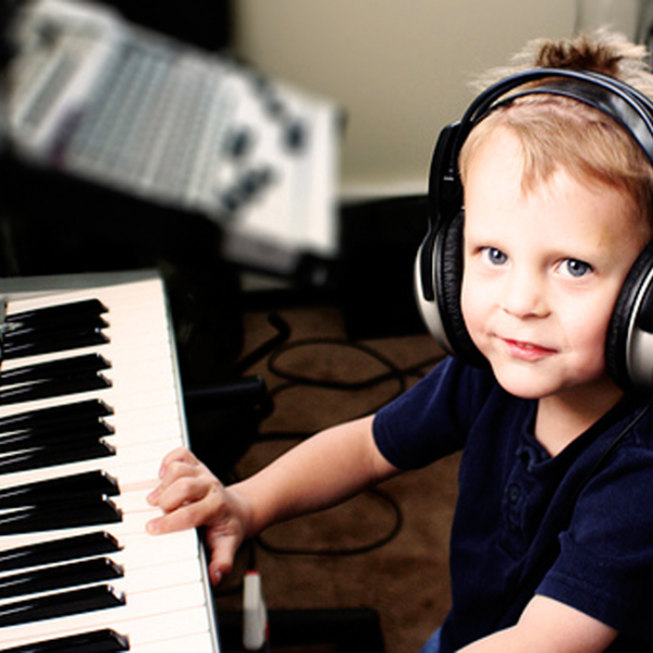 The very basics of piano keyboard