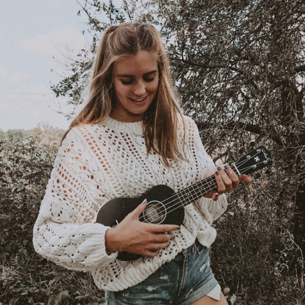 How to strum easily on Ukulele