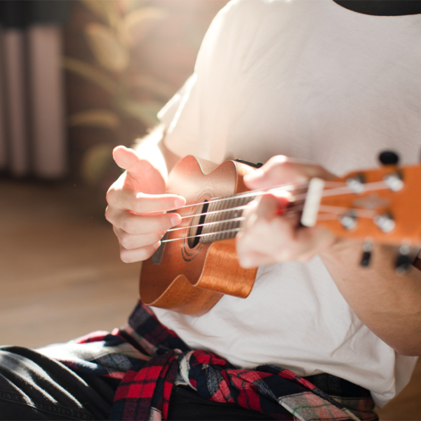 Learn how to play a Sopranino Ukulele