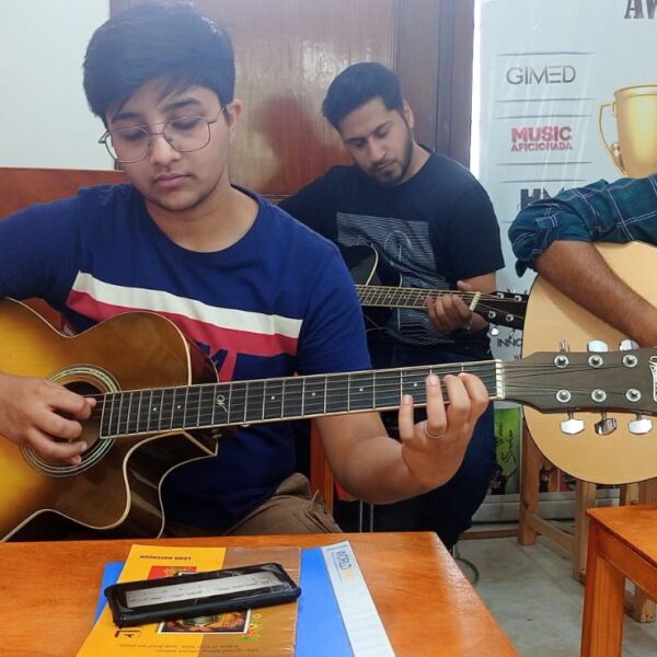 Guitar Classes In Greater Noida